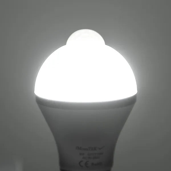 E27 Motion Sensor Light Bulb 9W 5W 6500K Dusk To Dawn